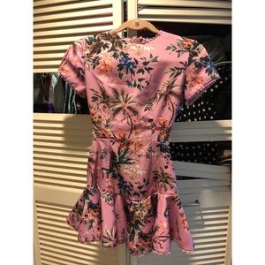 Mini dress in pink 💓